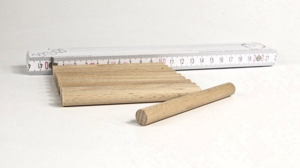 1 Rundstab aus 10 mm Buchenholz 15 cm lang